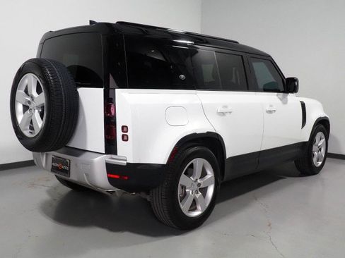 Used 2024 Land Rover Defender 110 S AWD/4WD image 6