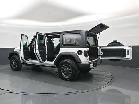 New 2026 Jeep Wrangler Unlimited Sport w/ Convenience Group AWD/4WD image 48