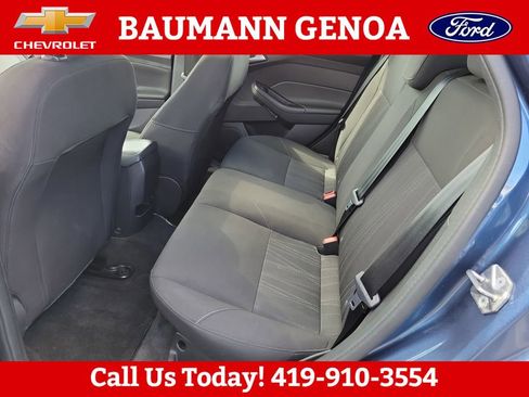 Used 2018 Ford Focus SEL FWD image 25