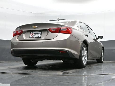 Used 2024 Chevrolet Malibu LT FWD image 41