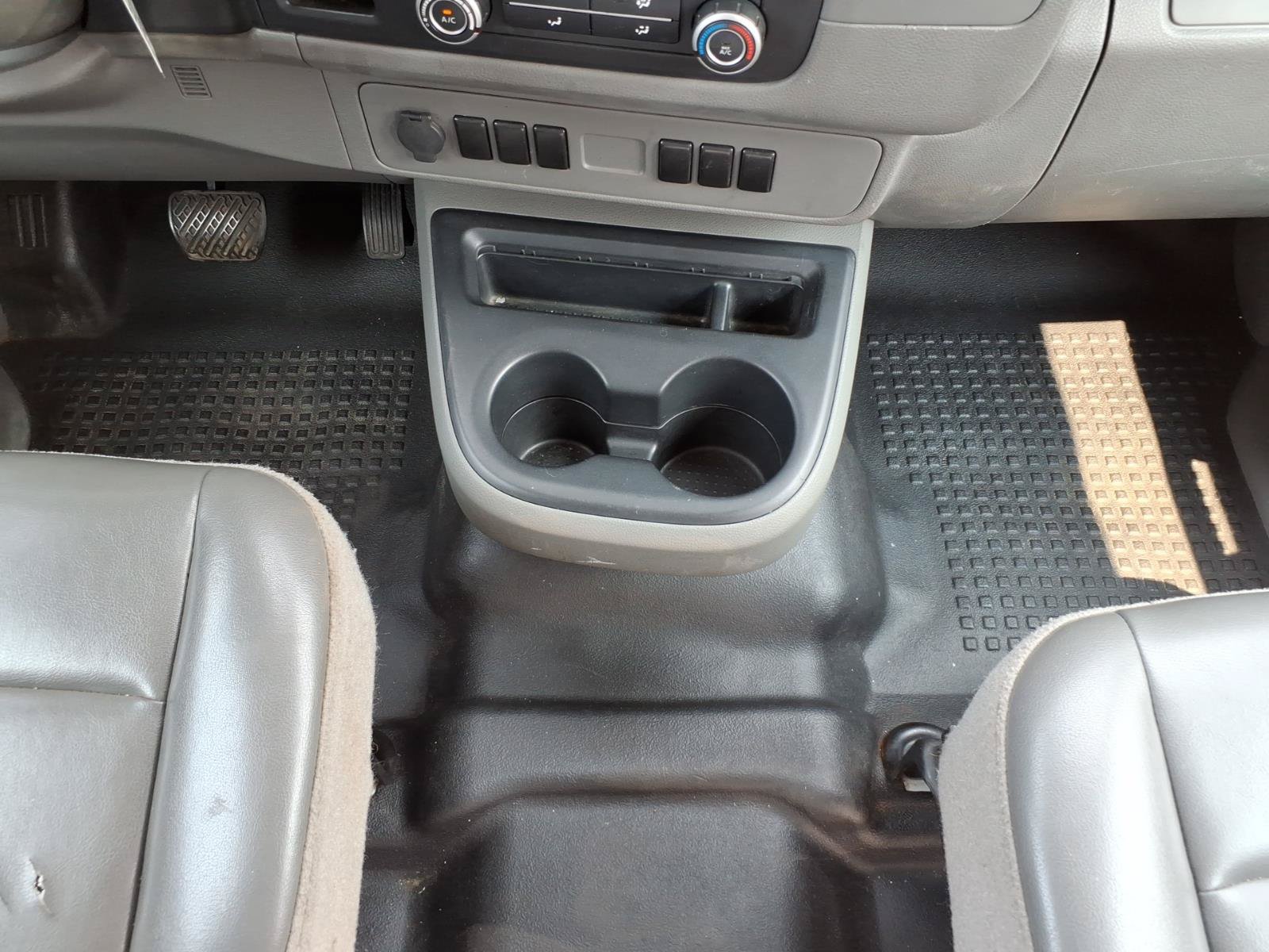Used 2012 Nissan NV 1500 S w/ Side Curtain Airbag Pkg RWD image 17