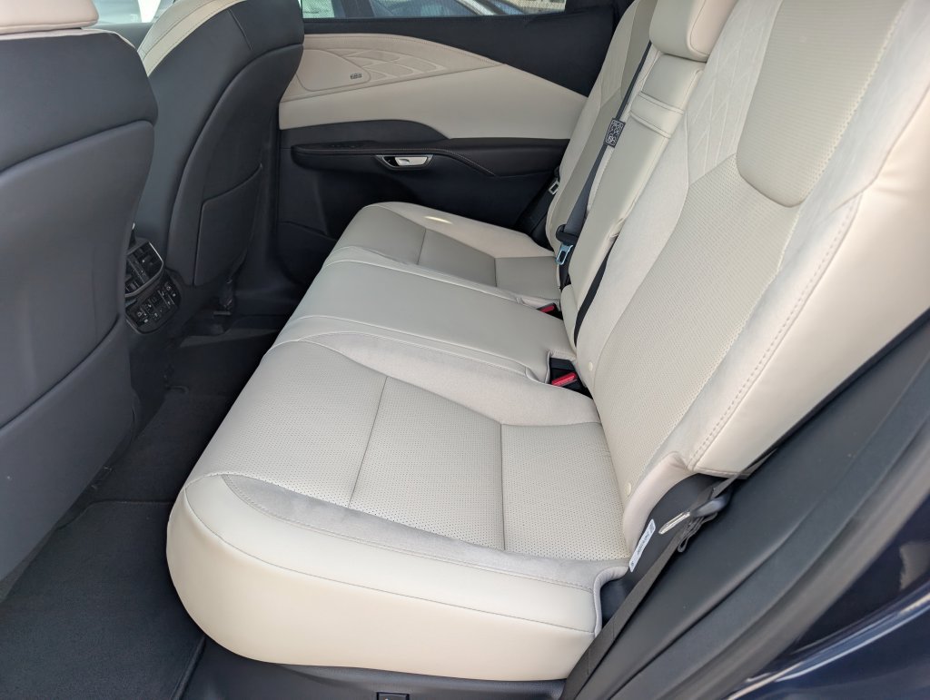 Used 2026 Lexus RX 350 FWD w/ Convenience Package image 13