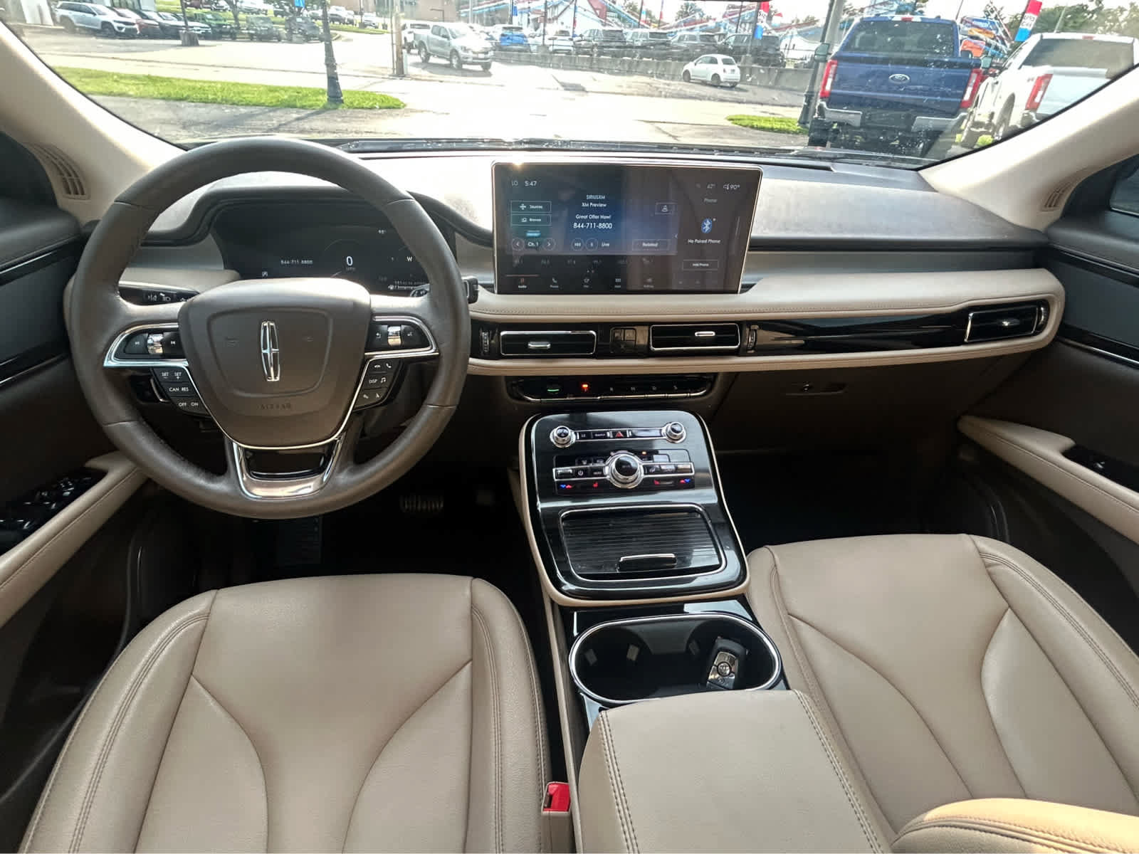 Used 2023 Lincoln Nautilus FWD image 14