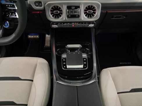 Used 2025 Mercedes-Benz G 63 AMG 4MATIC image 57