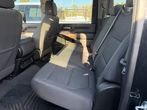 Used 2023 GMC Sierra 2500 SLE image 12