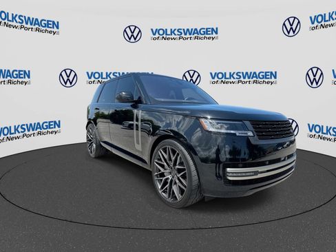 Used 2023 Land Rover Range Rover SE AWD/4WD image 8