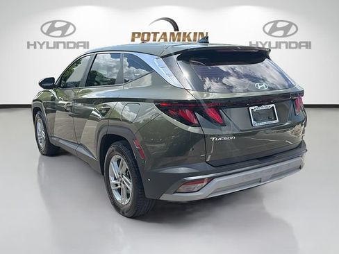 Certified 2025 Hyundai Tucson SE FWD image 7