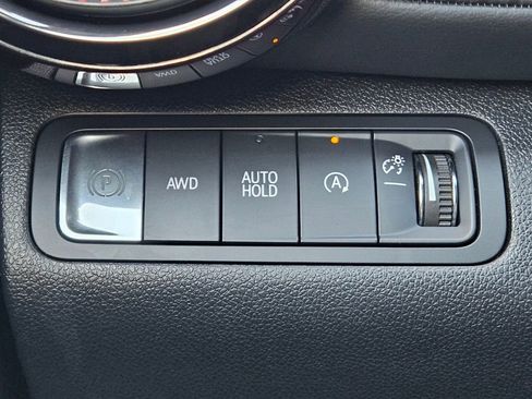 Used 2025 Chevrolet Equinox RS image 19