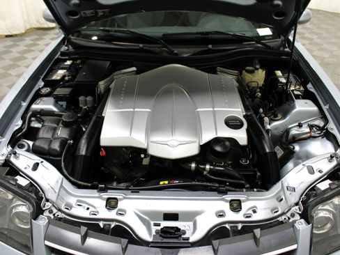 Used 2005 Chrysler Crossfire Limited image 31