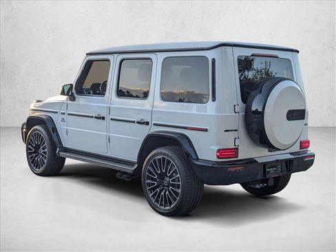 New 2026 Mercedes-Benz G 63 AMG 4MATIC image 8