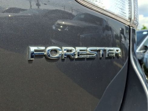 Used 2022 Subaru Forester Premium AWD/4WD image 31