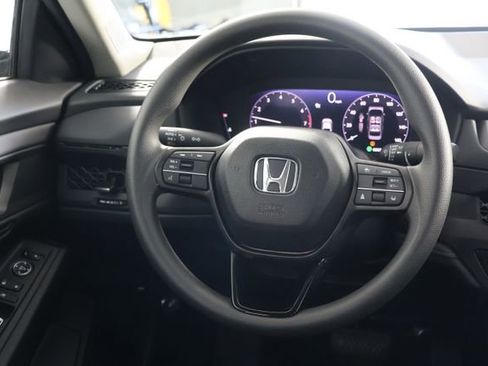 Used 2025 Honda Accord SE image 10
