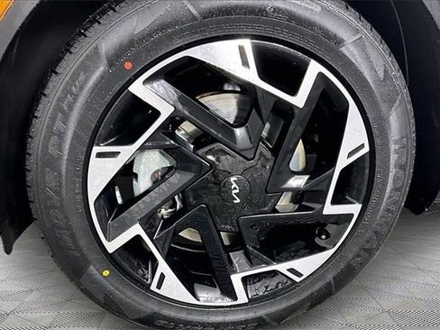 Certified 2023 Kia Sportage SX image 32