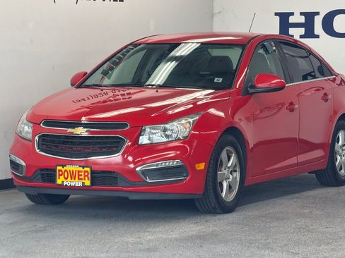 Used 2015 Chevrolet Cruze LT image 7