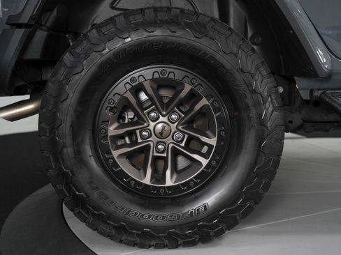 Used 2025 Jeep Wrangler Unlimited Rubicon 392 AWD/4WD image 33