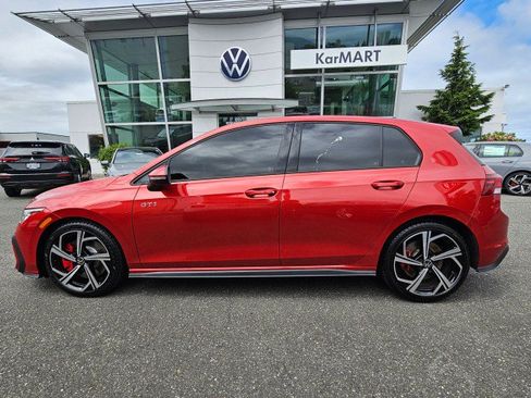 Certified 2025 Volkswagen GTI SE FWD image 6