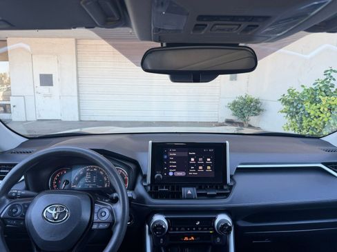 Used 2025 Toyota RAV4 XLE image 35