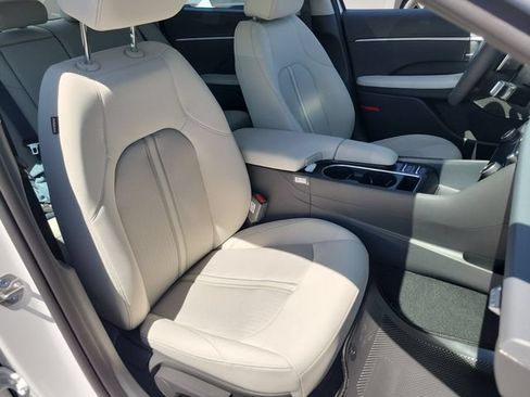 New 2026 Hyundai Sonata SEL FWD image 23