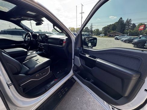 Used 2023 Ford F150 Raptor w/ Raptor 37 Performance Package AWD/4WD image 29