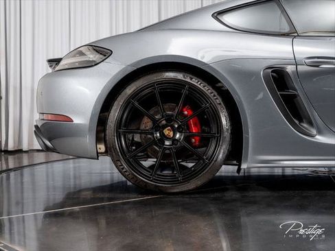Used 2025 Porsche 718 Cayman GTS RWD image 15
