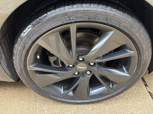 Used 2023 Genesis G70 2.0T w/ Sport Prestige Package image 10