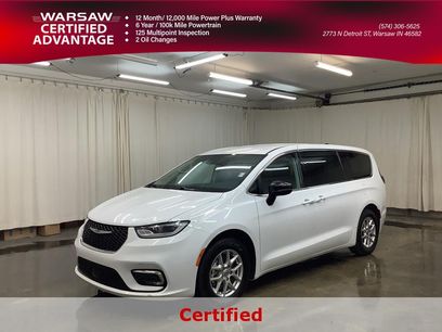 Used 2024 Chrysler Pacifica Touring-L