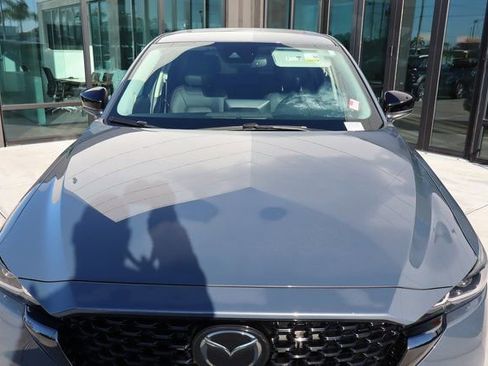 Used 2023 MAZDA CX-5 Carbon Edition image 10
