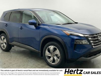 Used 2025 Nissan Rogue SV