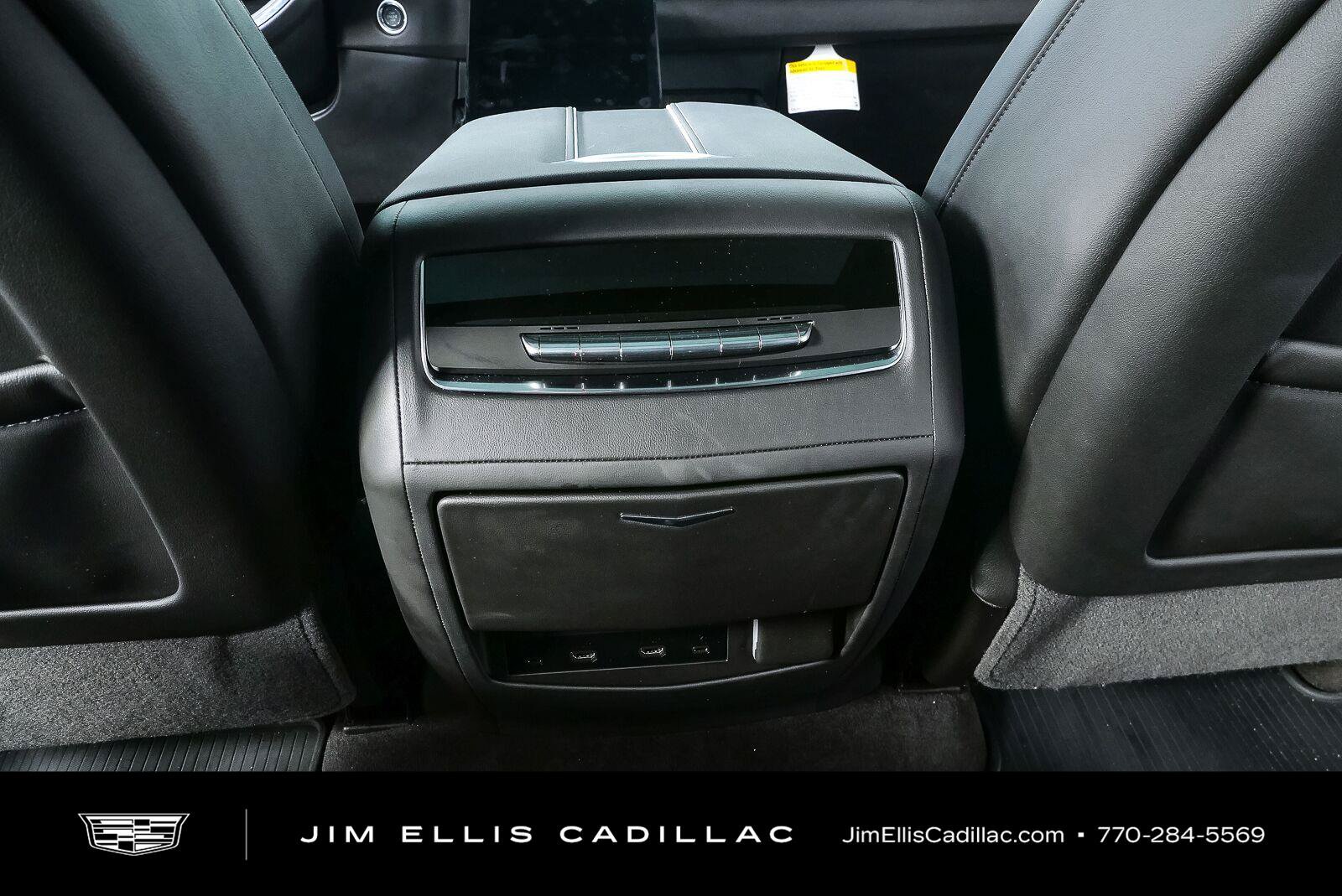 Used 2026 Cadillac Escalade ESV Sport w/ Touring Package AWD/4WD image 21