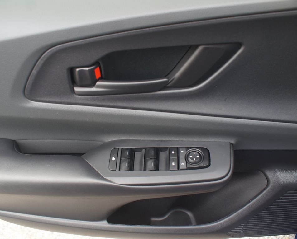 Used 2023 Toyota Prius LE FWD image 27