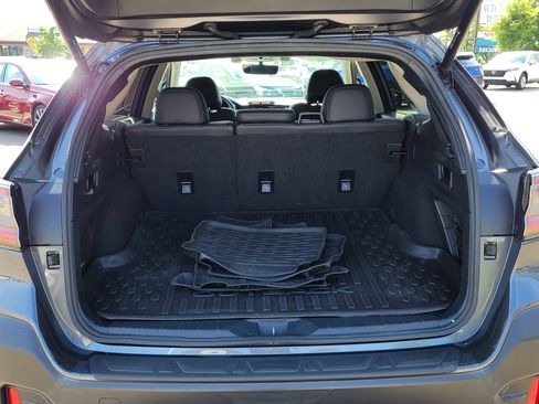 Used 2021 Subaru Outback Limited XT AWD/4WD image 8