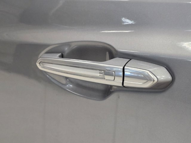 Used 2024 Cadillac XT5 Premium Luxury AWD/4WD image 9