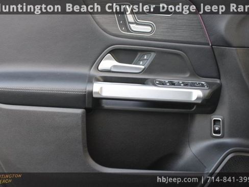 Used 2020 Mercedes-Benz GLB 250 image 10