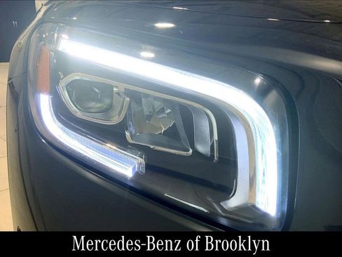 Certified 2022 Mercedes-Benz GLB 250 4MATIC image 28