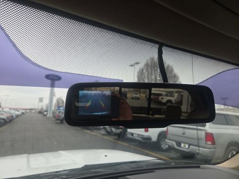 Used 2010 Ford F250 Lariat image 16