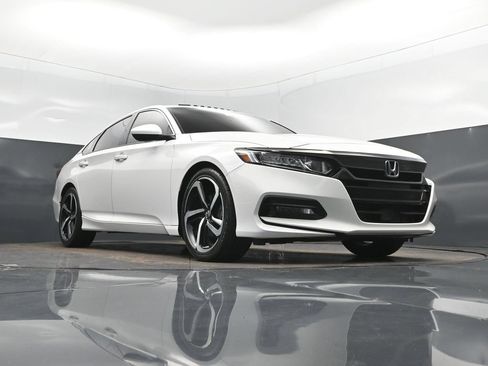 Used 2019 Honda Accord Sport image 44