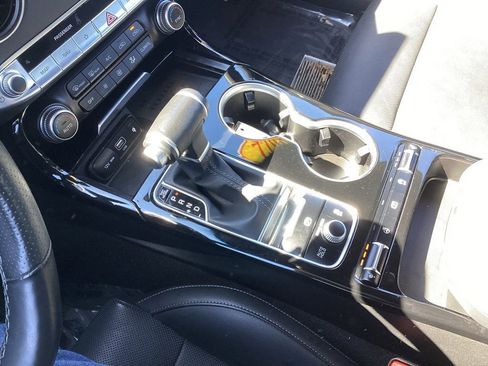 Used 2022 Kia Stinger GT-Line image 25