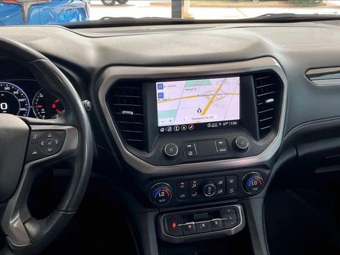 Certified 2022 GMC Acadia AT4 w/ Technology Package image 8