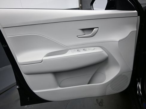 Used 2025 Hyundai Kona SEL AWD/4WD image 9
