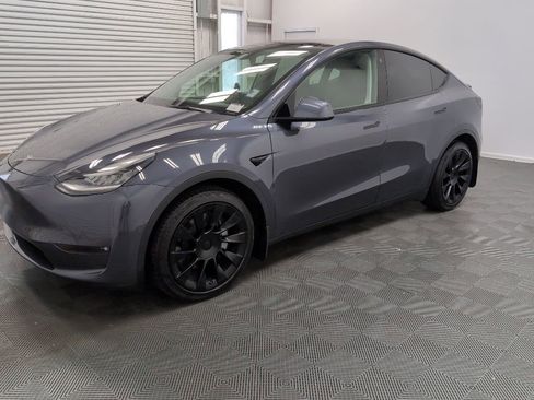 Used 2021 Tesla Model Y Long Range AWD/4WD image 5
