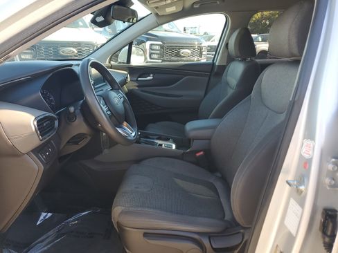Used 2020 Hyundai Santa Fe SE image 11