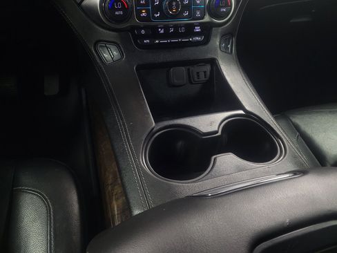 Used 2019 Chevrolet Tahoe LT AWD/4WD image 26