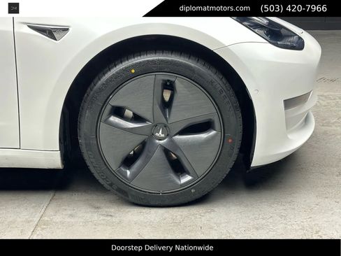 Used 2020 Tesla Model 3 Long Range image 39