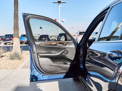 Used 2022 BMW X3 xDrive30i w/ Convenience Package AWD/4WD image 14