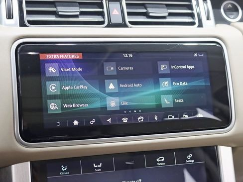 Used 2018 Land Rover Range Rover HSE image 21