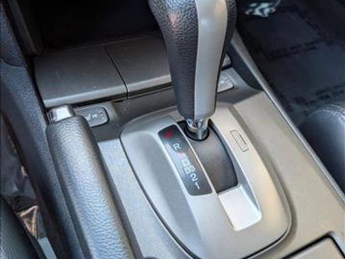 Used 2011 Honda Accord EX-L image 15