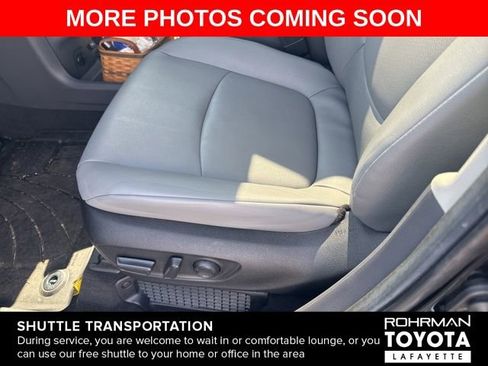 Used 2024 Toyota Sienna XLE w/ XLE Plus Package AWD/4WD image 6