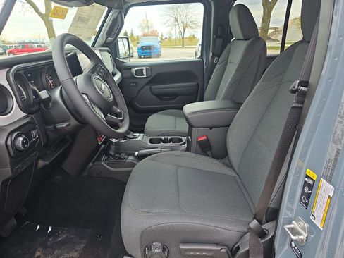 New 2026 Jeep Gladiator Willys image 8