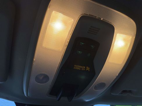 Used 2013 Volvo XC60 3.2 Premier image 23