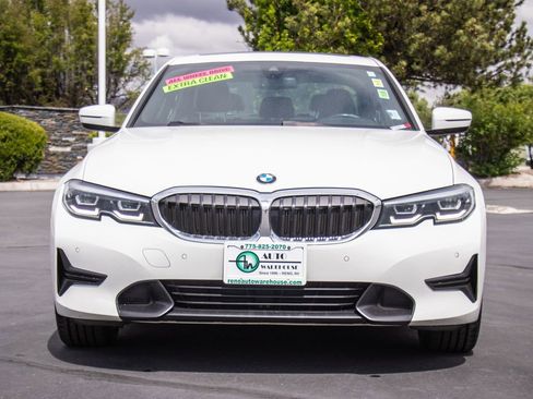 Used 2022 BMW 330i xDrive Sedan w/ Driving Assistance Package AWD/4WD image 2